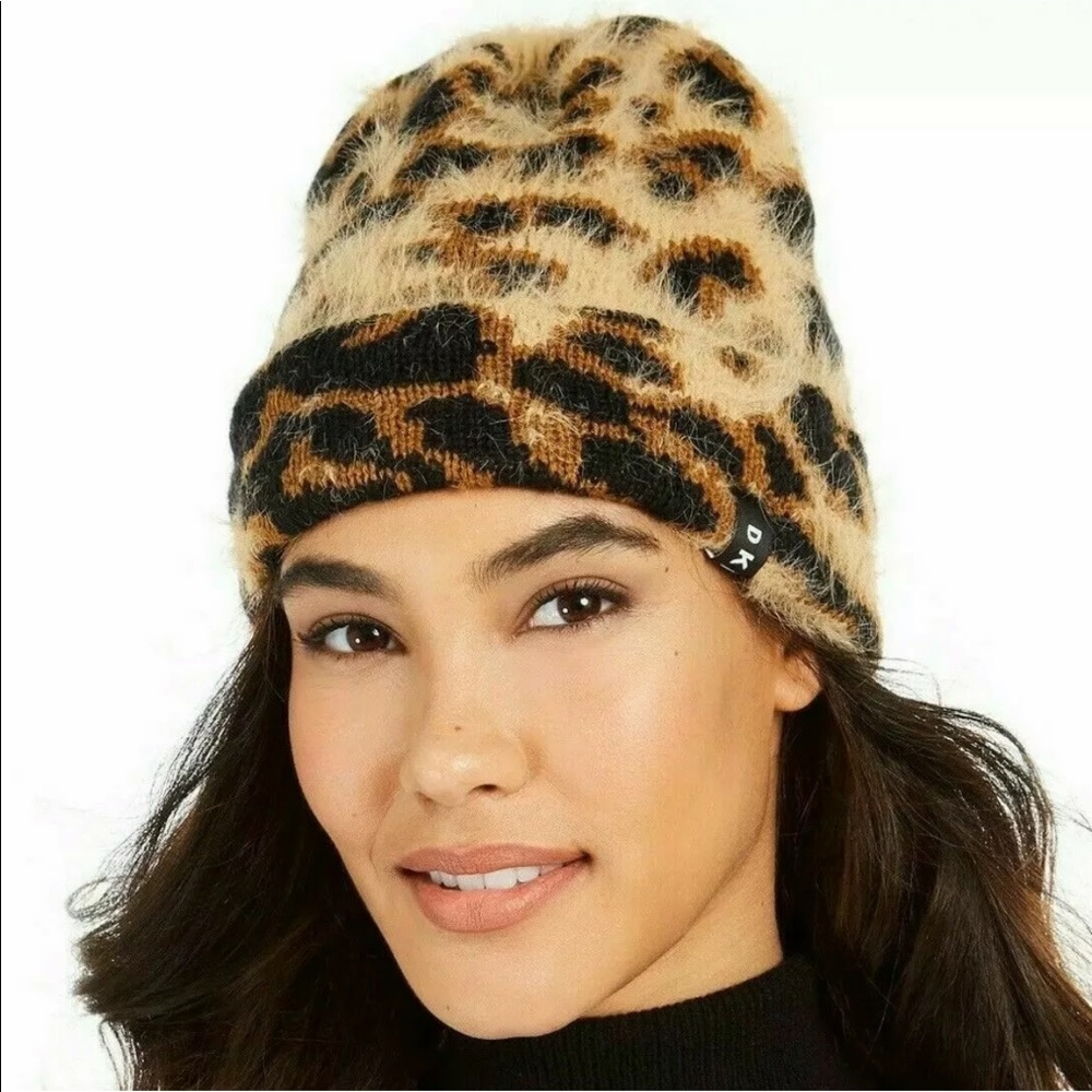 NWT DKNY animal print beanie 😍
